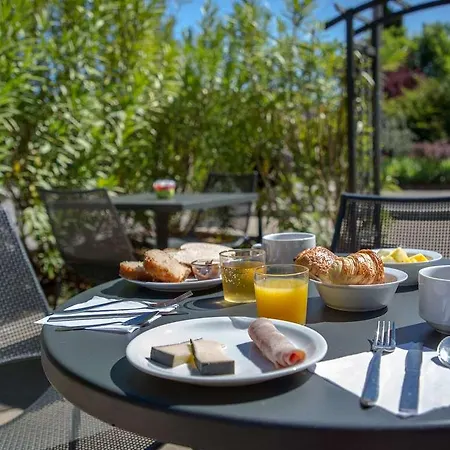Hotel Ibis Budget Provence 2*